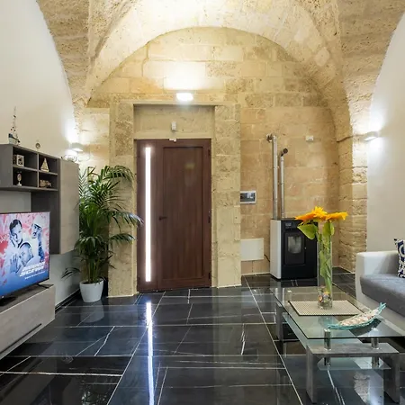 Charme Palace Salento ساليس سالينتينو
